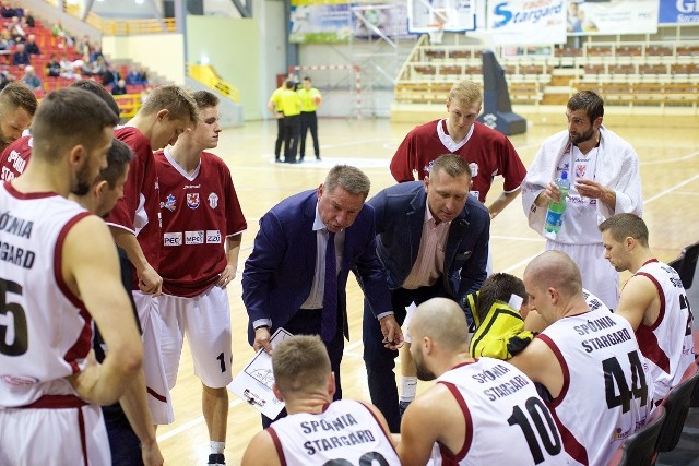 Stargardzki zespół, którego trenerem jest Krzysztof Koziorowicz, wygrał wszystkie dziewięć dotychczasowych spotkań.