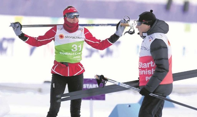 Justyna Kowalczyk i trener Aleksander Wierietielny podczas poniedziałkowego treningu