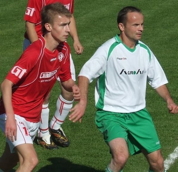 Mateusz Krupa (z lewej) ze Startu i Marcin Włodarczyk.