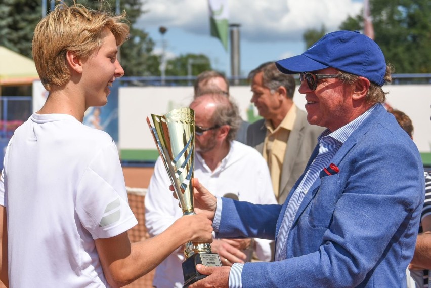 Wojciech Fibak o Polakach w Australian Open: Świątek mnie zachwyciła, Hurkacz zaciekawił, Majchrzak ma potencjał. Trzymam kciuki za Kubota