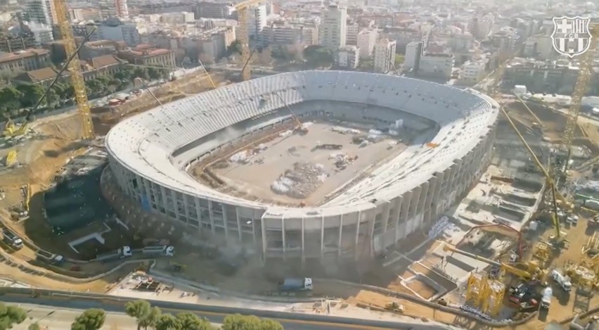 Nowy stadion Barcelony w budowie. "Tu na razie jest...