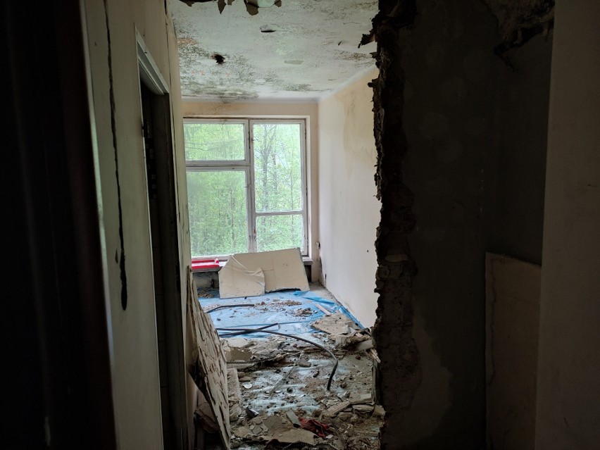 Dom Wczasowy Halny w Wiśle dziś jest zupełnie zniszczony.