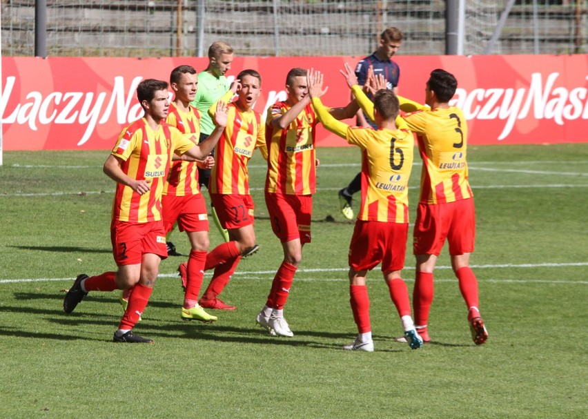 Korona wygrała 2:1 mecz na szczycie Centralnej Ligi Juniorów. Zwycięski gol Szelągowskiego [DUŻO ZDJĘĆ]  