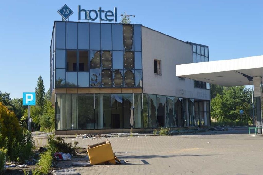 Zrujnowany hotel wizytówką Huty?