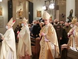 Nowy biskup polowy Wojska Polskiego objął katedrę. Ingres bpa Wiesława Lechowicza