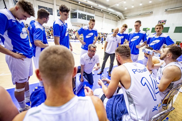 Koszykarze Biofarmu Basket Poznań wygrali w niedzielę czwarte spotkanie z rzędu w rozgrywkach I ligi