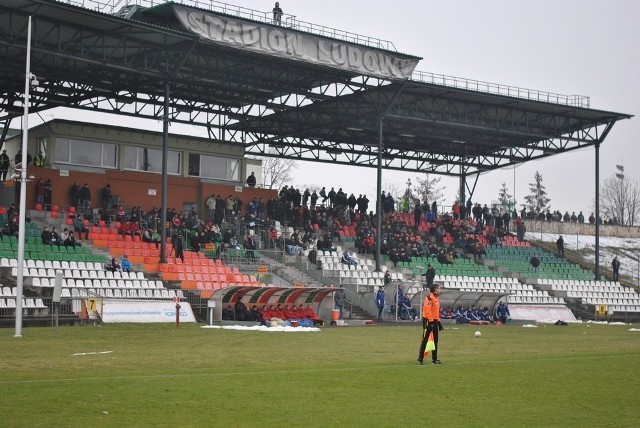 sektor gości na stadionie Zagłębia Sosnowiec będzie zamknięty podczas meczu z Wisłą