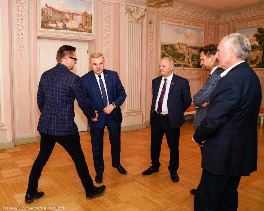 Białystok. Prezydent Tadeusz Truskolaski spotkał się z podlaskimi parlamentarzystami [ZDJĘCIA]