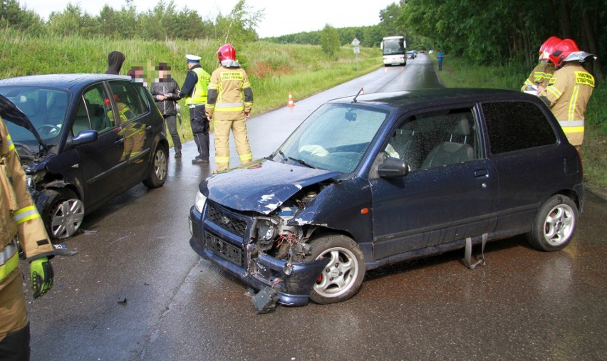 Wypadek w Żupawie. Na miejscu służby ratownicze (ZDJĘCIA)