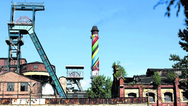 Kolorowy komin kopalni Mysłowice tonowy symbol miasta