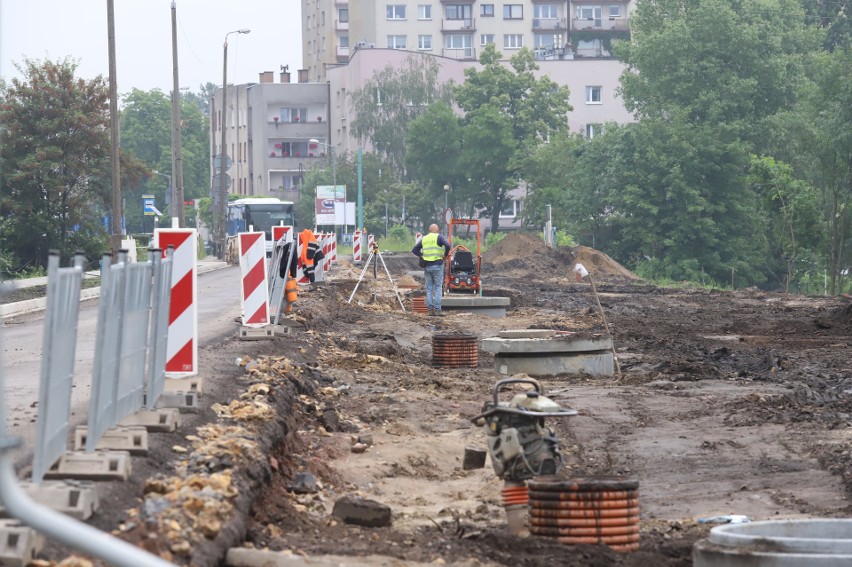 Trwa przebudowa ulicy 3 Maja w Chorzowie....