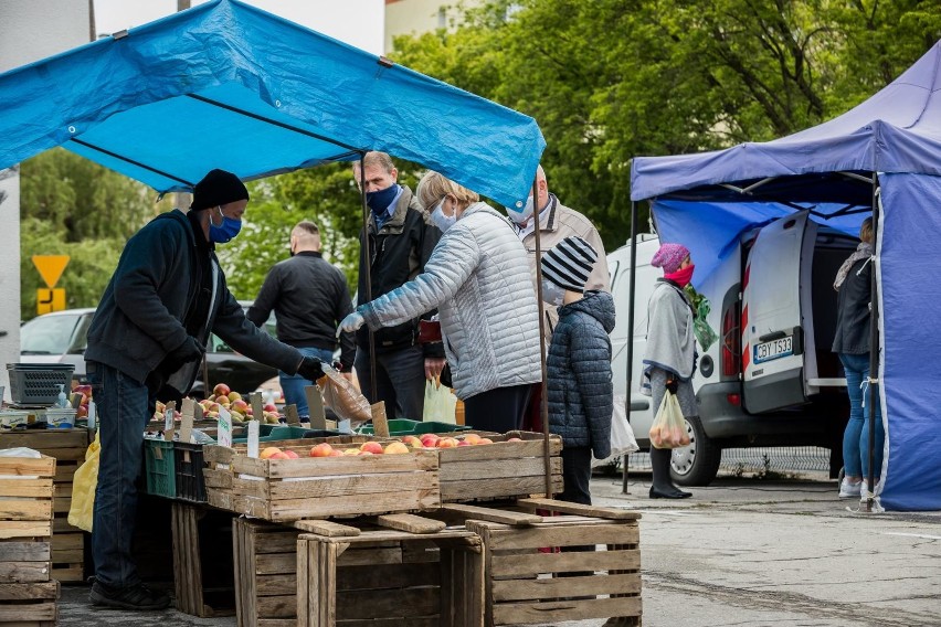 Miasto ma pomysł na utrzymanie targowiska przy ulicy...