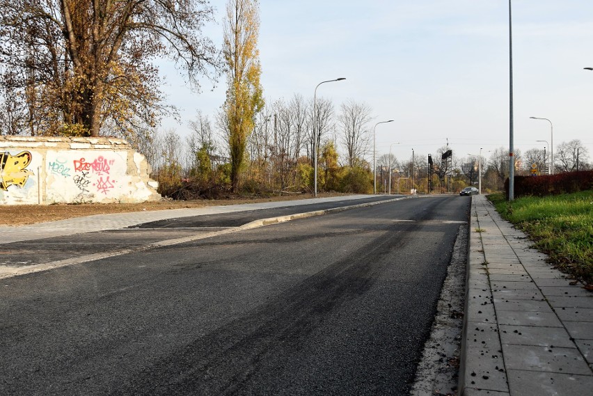 Układ komunikacyjny pod wiaduktem na ulicy Ozimskiej się...