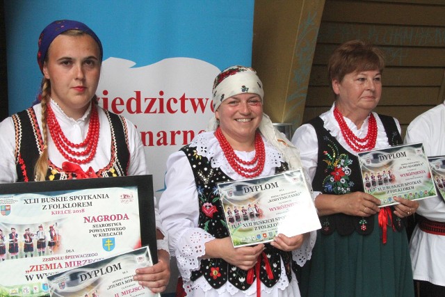W kategorii zespołów śpiewaczych drugie miejsce zajął Zespół Śpiewaczy Ziemia Mirzecka z Mirca, a wyróżnienie zdobył Zespół Śpiewaczy Echo Adamowa z Adamowa w gminie Brody.