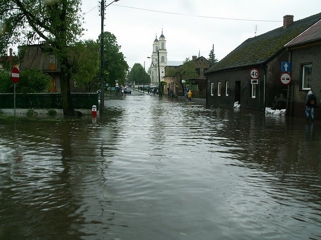 Praszka pod wodą - 18 maja 2010.Nowe zdjecia