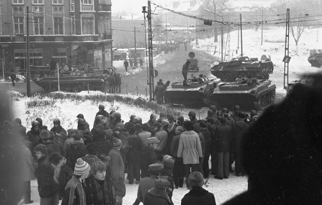 Mówiąc o protestach pierwszej Solidarności w Szczecinie, wspomina się głównie o strajkach Stoczni Szczecińskiej, gdzie rzeczywiście tliło się największe zarzewie buntu przeciw władzom komunistycznym.