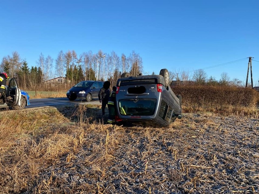 Dachowanie auta na Zagrodowej