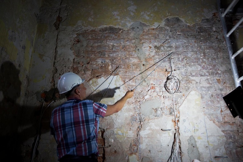 Badacze architektury odkrywają historię budynku kolegium...