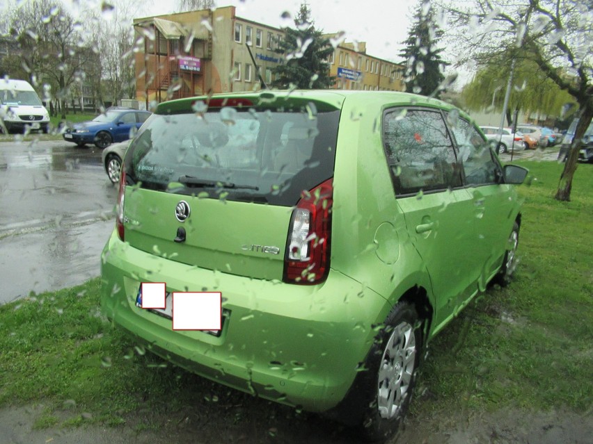 Mistrzowie parkowania w Tarnobrzegu. Posypały się mandaty od Straży Miejskiej (ZDJĘCIA)