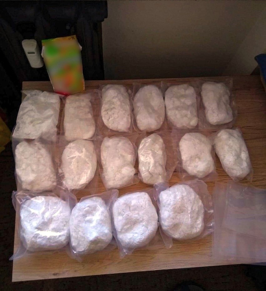 Policja w mieszkaniu 49-latka znalazła 5 kg amfetaminy