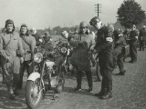 Nowa książka o historii polskiej motoryzacji w Szczecinie. Junak i smyk na zdjęciach 