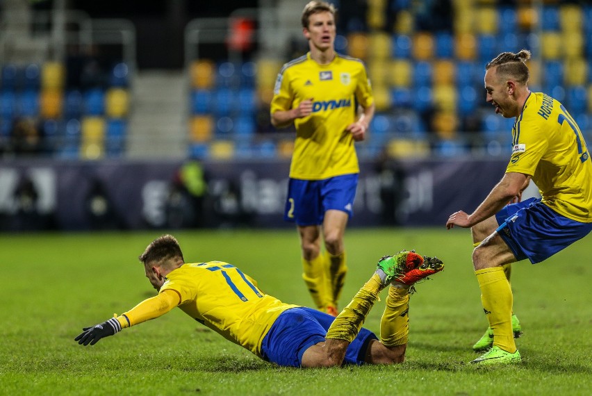 Wigry Suwałki - Arka Gdynia: Żółto-niebiescy jedną nogą w finale Pucharu Polski!