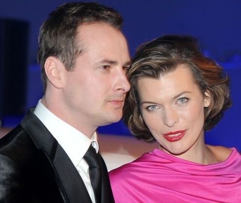 Milla Jovovich w towarzystwie Pawła Małaszyńskiego.