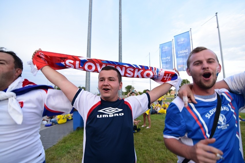 Euro U21 w Lublinie. Kibice Szwecji i Słowacji w drodze na mecz [ZDJĘCIA]