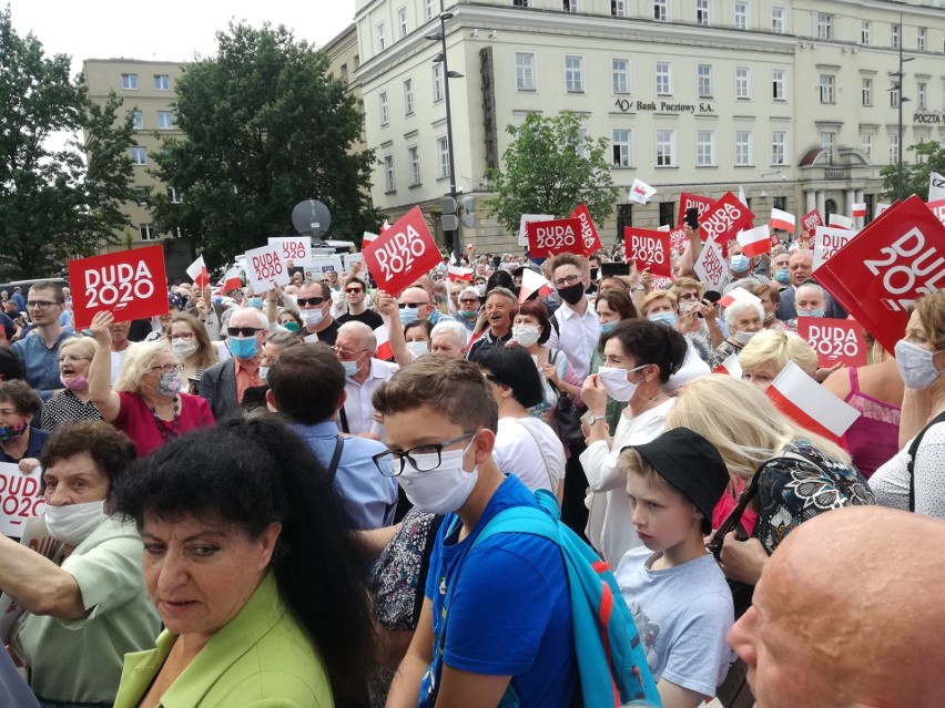 Wiec prezydenta Andrzeja Dudy na placu Litewskim. Zobacz, co się działo 