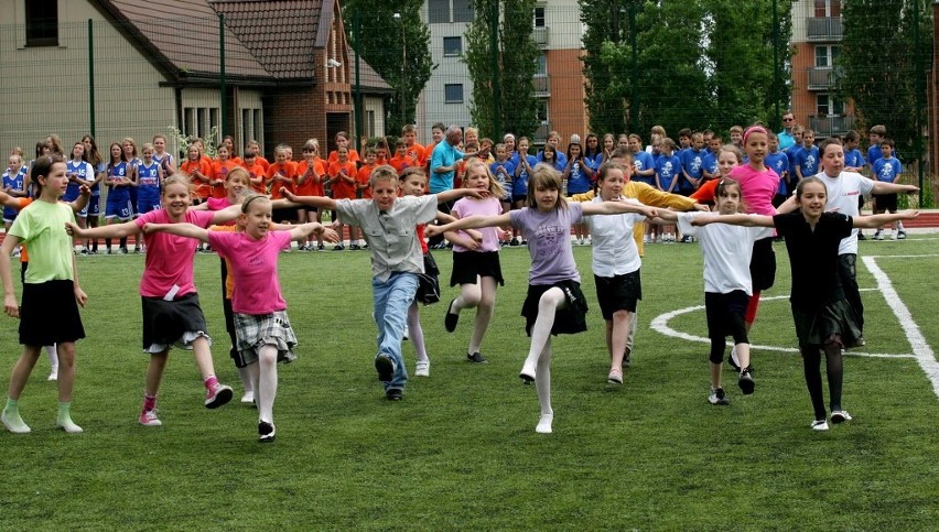 Nowy Orlik przy Komuny Paryskiej