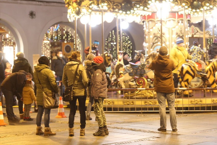 Karuzela staneła na Rynku w Gliwicach....