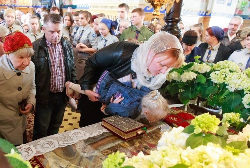 Sobór św. Mikołaja. Cerkiew celebruje Wielki Piątek (zdjęcia, wideo)