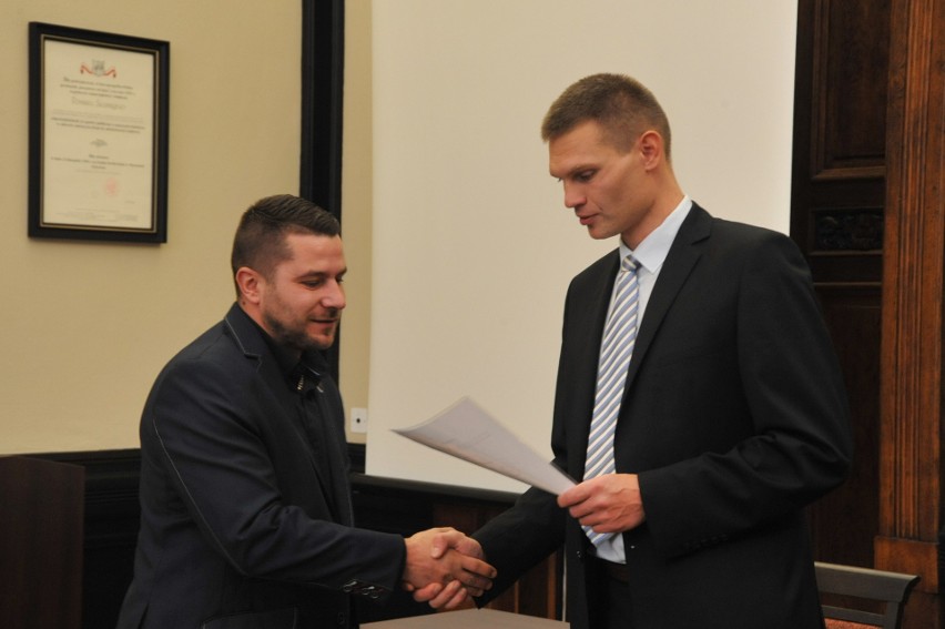 Radni z powiatu słupskiego otrzymali zaświadczenia o wyborze [zdjęcia] 