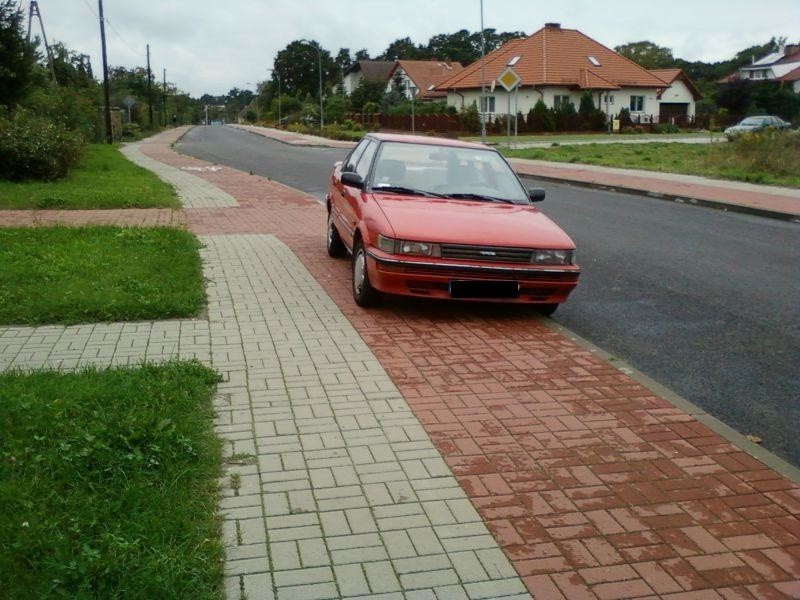 Tak parkują autodranie w Żarach.