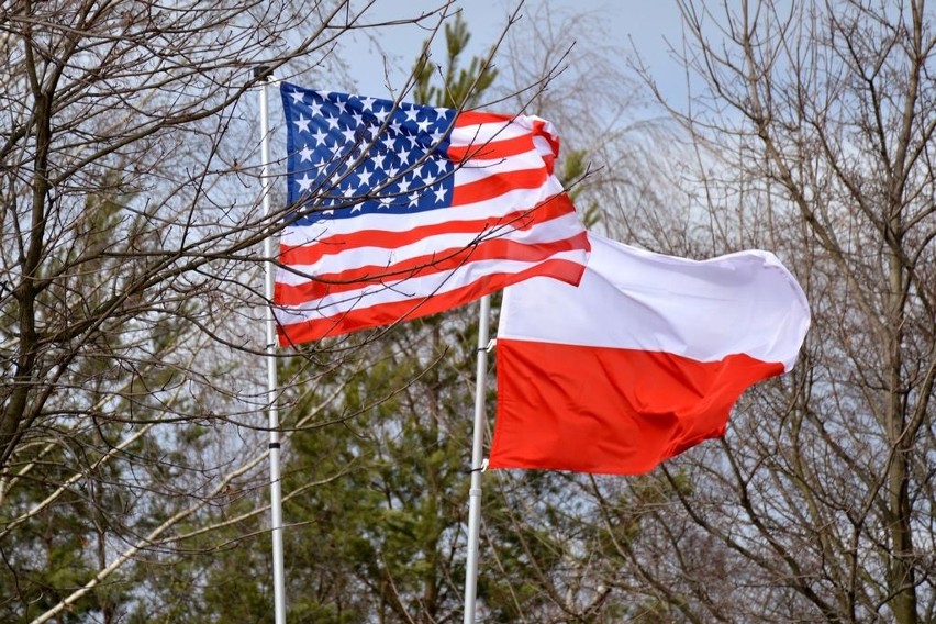 Do Opola, z amerykańskiej bazy w Baumholder w Niemczech,...