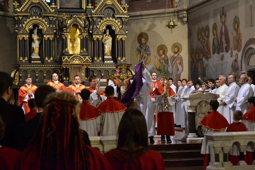 Zabrze: Liturgia Męki Pańskiej w kościele św. Anny