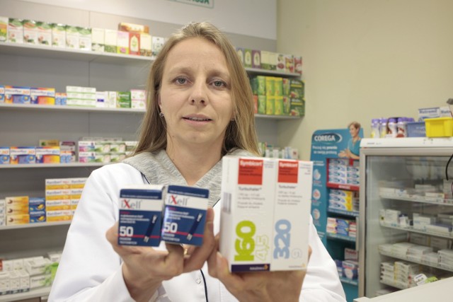 Od 1 marca podrożały  niektóre paski do glukometrów, a dwa rodzaje wypadły z listy, cukrzyk musi wtedy wymienić aparat – mówi Magdalena Łukasiuk, farmaceutka z apteki Eskulap w Opolu. – Potaniały leki do inhalacji z 36 do ok. 22 zł.