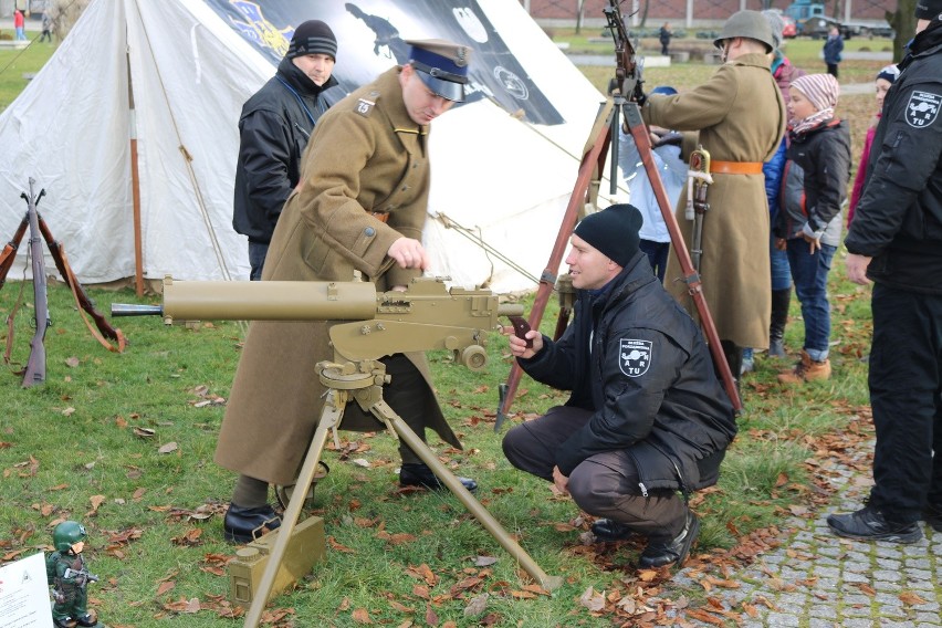 Piknik Militarny pod Szybem Prezydent w Chorzowie z okazji...