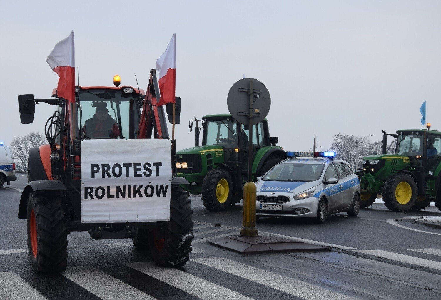 Protest rolników w Nowych Skalmierzycach pod Kaliszem. Problemem planowana  nowa obwodnica. Doszło do manipulacji? | Głos Wielkopolski