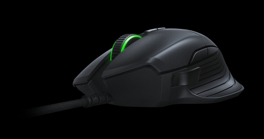 Razer Basilisk: Żeby się lepiej strzelało 