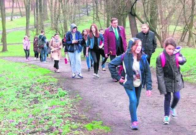 Gimnazjalistki opracowały przestrzeń badawczą od placu Bartosza Głowackiego do parku Zamku Dzikowskiego.