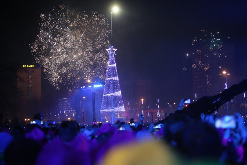 Szczęśliwego Nowego Roku 2018. Tak Katowice powitały Nowy...