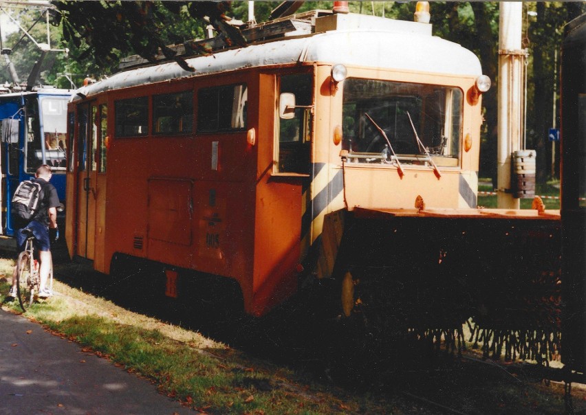 Pług wirnikowy na bazie tramwaju Konstal 4N z 1952 roku.