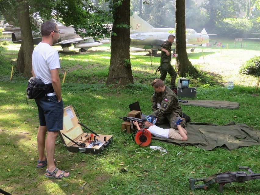 Piknik militarny w Drzonowie