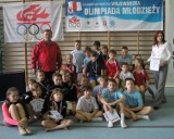 Akrobatyka sportowa > Darzbór Szczecinek najlepszy w Wojewódzkiej Olimpiadzie Młodzieży