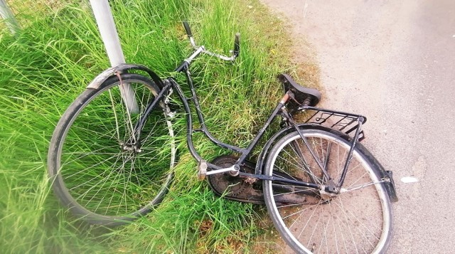 Na skutek wypadku w Rozmierzy zginął rowerzysta.