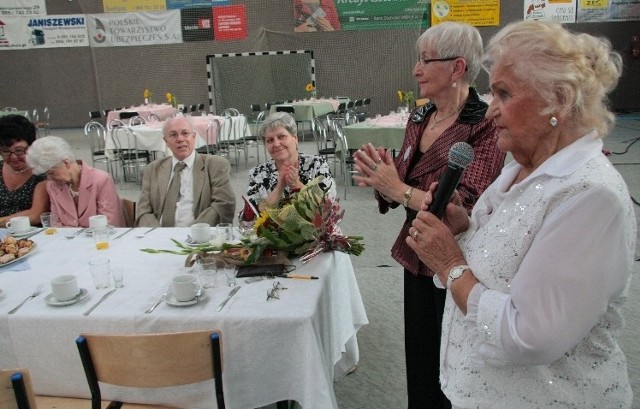 Działaczy i członków związku z Międzyrzecza wychwalała m.in. Elżbieta Arciszewska, przewodnicząca zarządu głównego związku emerytów.