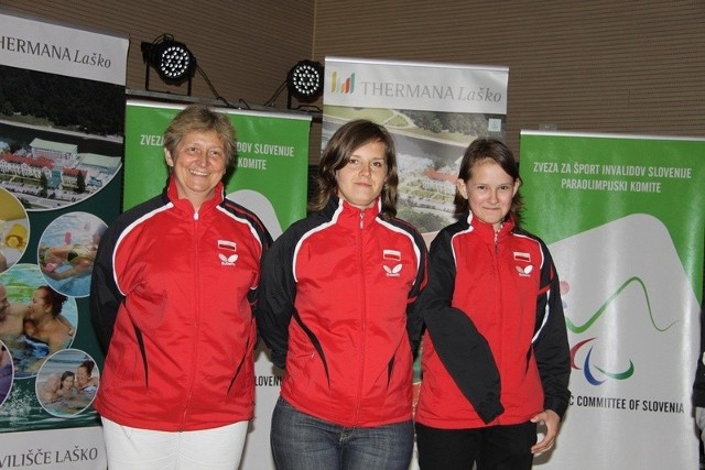 Karolina Pęk (pierwsza z prawej) odniosła kolejny sukces.