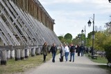 Ile zapłacą kuracjusze i pacjenci z uzdrowiska za spacer wokół tężni w Ciechocinku? Sprawdzamy