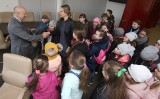Młodzi aktorzy ze szkoły w Bilczy odebrali nagrody od Burmistrza (WIDEO, zdjęcia)